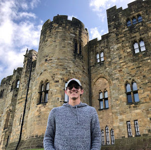 Meet your Posher, Thomas